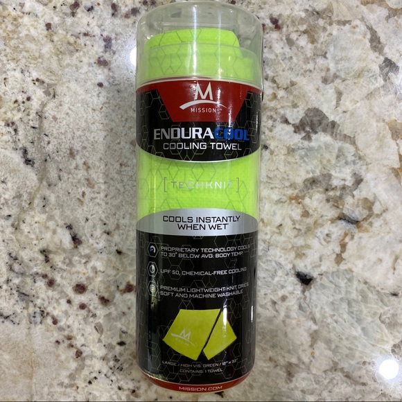Sweat / Cooling Towel NWT - Picture 1 of 2